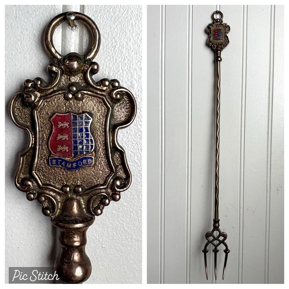 Vintage Peerage Brass Toasting Fork Fireplace Hearth Kitchen Wall Decor Stamford